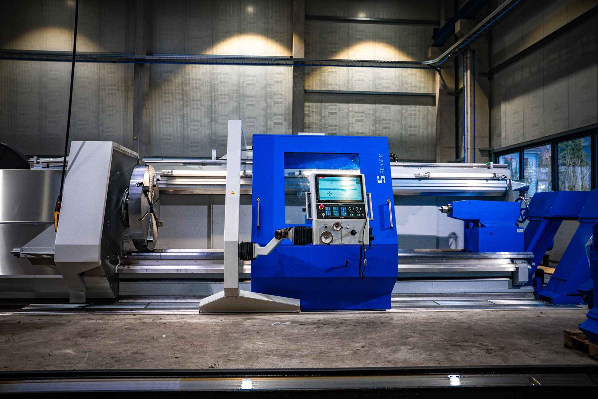 Seiger CNC Spitzendrehbank